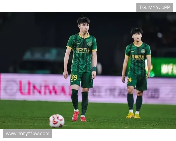 伯恩利工作人员称王钰栋有能力踢英冠 伯恩利工作人员称王钰栋有能力踢英冠